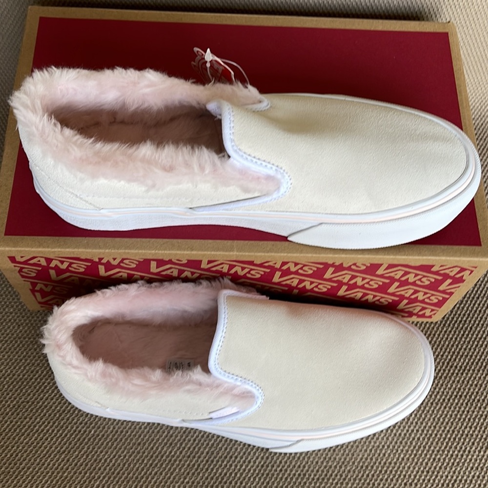 Vans Classic Slip-On Platforms Suede / Fur True White WMNS - Picture 3 of 16